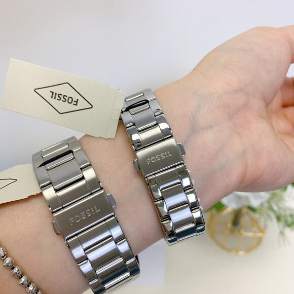 His and Hers Multifunction Stainless Steel Watch Set  Fossil BQ2753SET His and Hers Multifunction Stainless Steel Watch